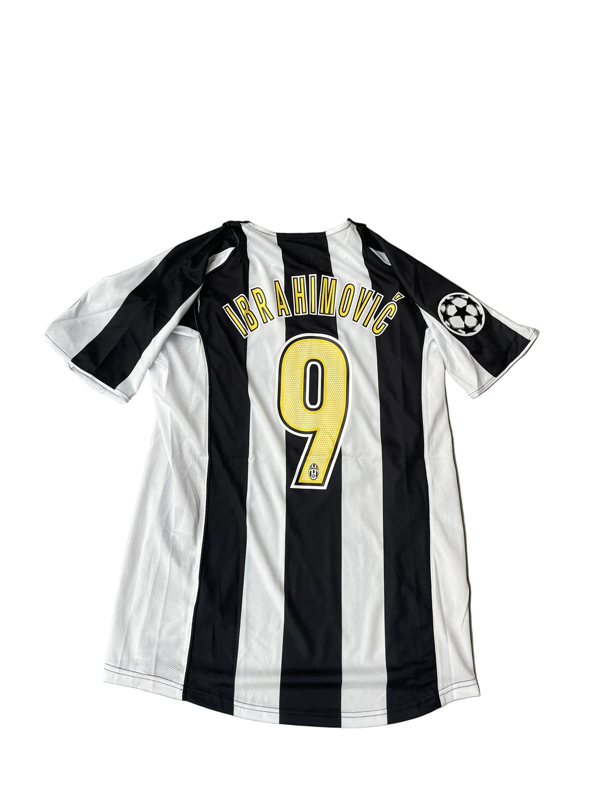 Ibrahimovic Juventus Home Shirt 2004/2005